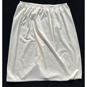 Vanity Fair Half‎ Slip Womens Medium White Nylon Lace Trim 20 Inch Made in USA